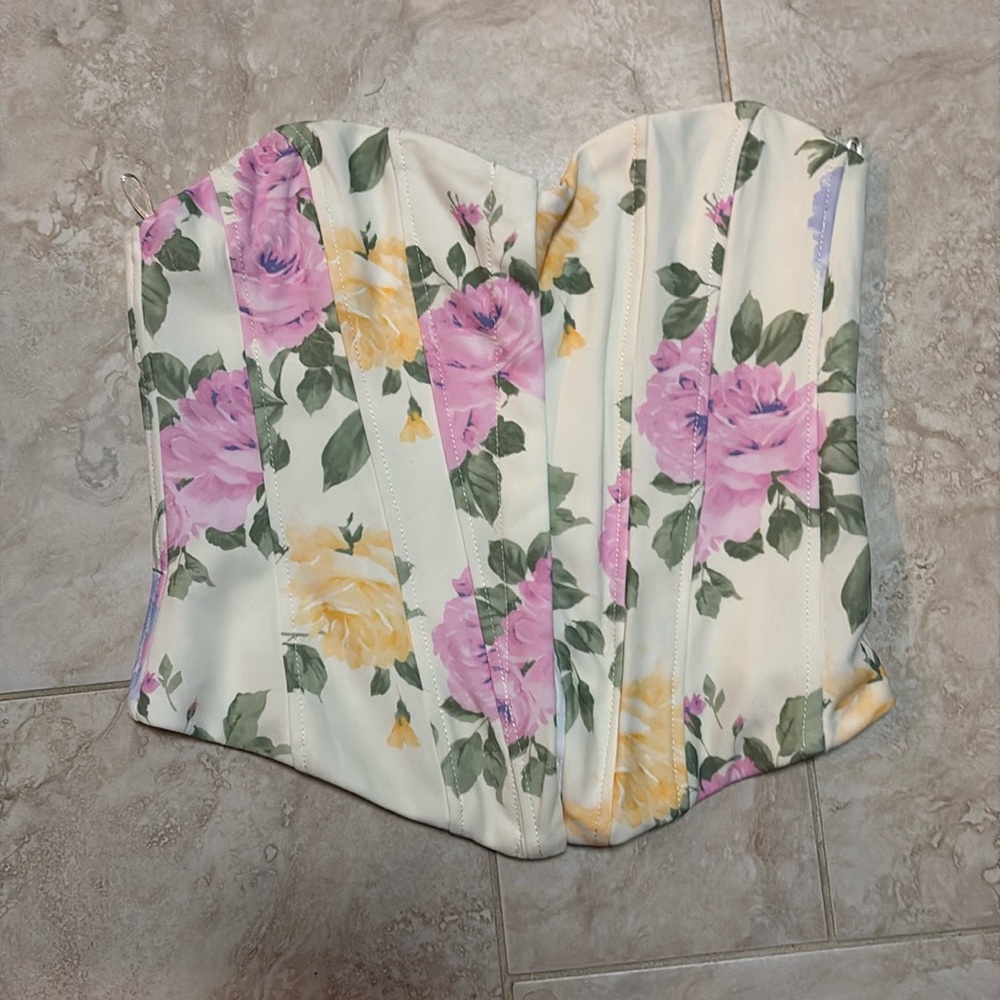 Pretty zara corset style bustier